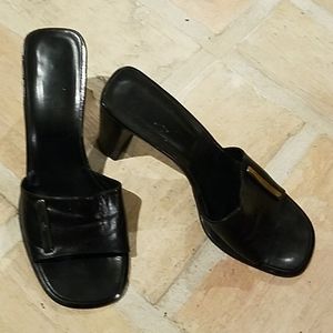 Gucci Slip-on Leather Mules